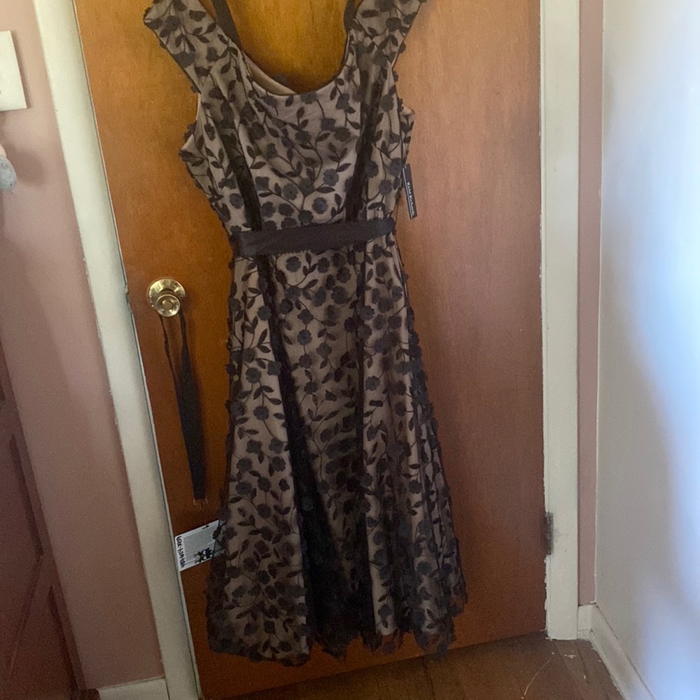 never worn R&M Richards Black floral tea length dress size 22W